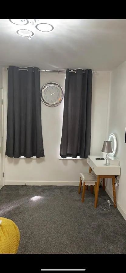 Ariel Luxury Apartment London
